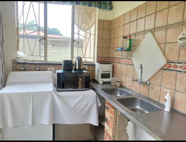 3 BEDROOM PROPERTY TO RENT IN PRIMROSE